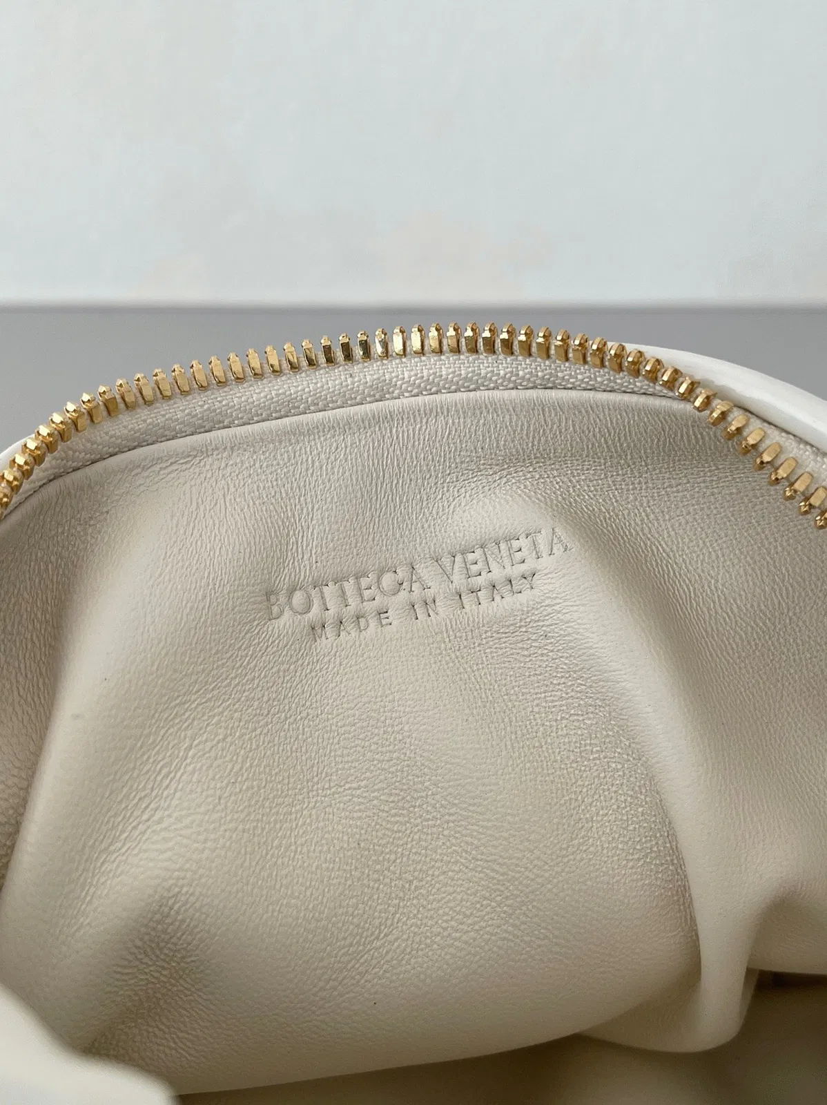 Imitation Bottega Veneta BV Jodie Mini Bag White — image 9