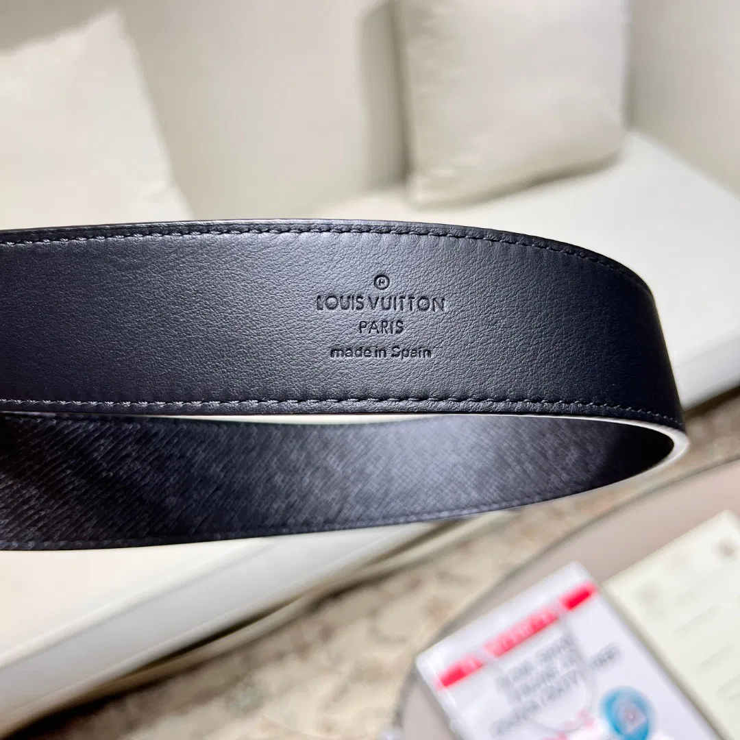 LV INITIALES — image 6