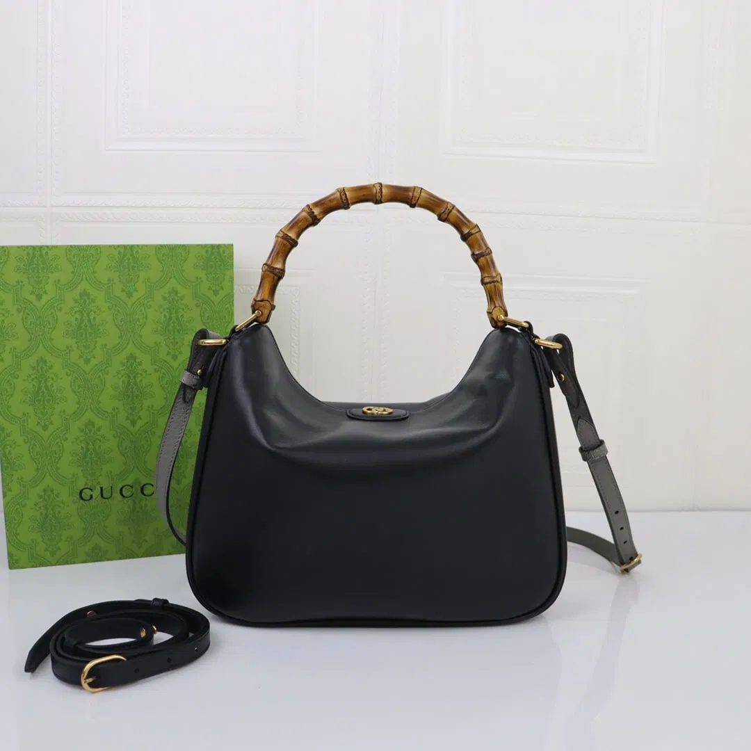 Gucci Diana Medium Shoulder Bag