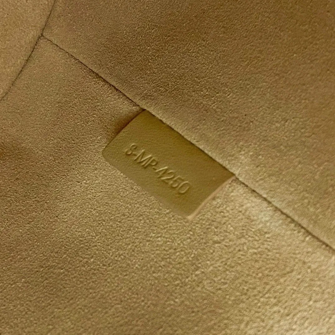 Top Quality Knockoff Celine Bucket 16 Bag In Yellow Soft Bare Calfskin — image 13