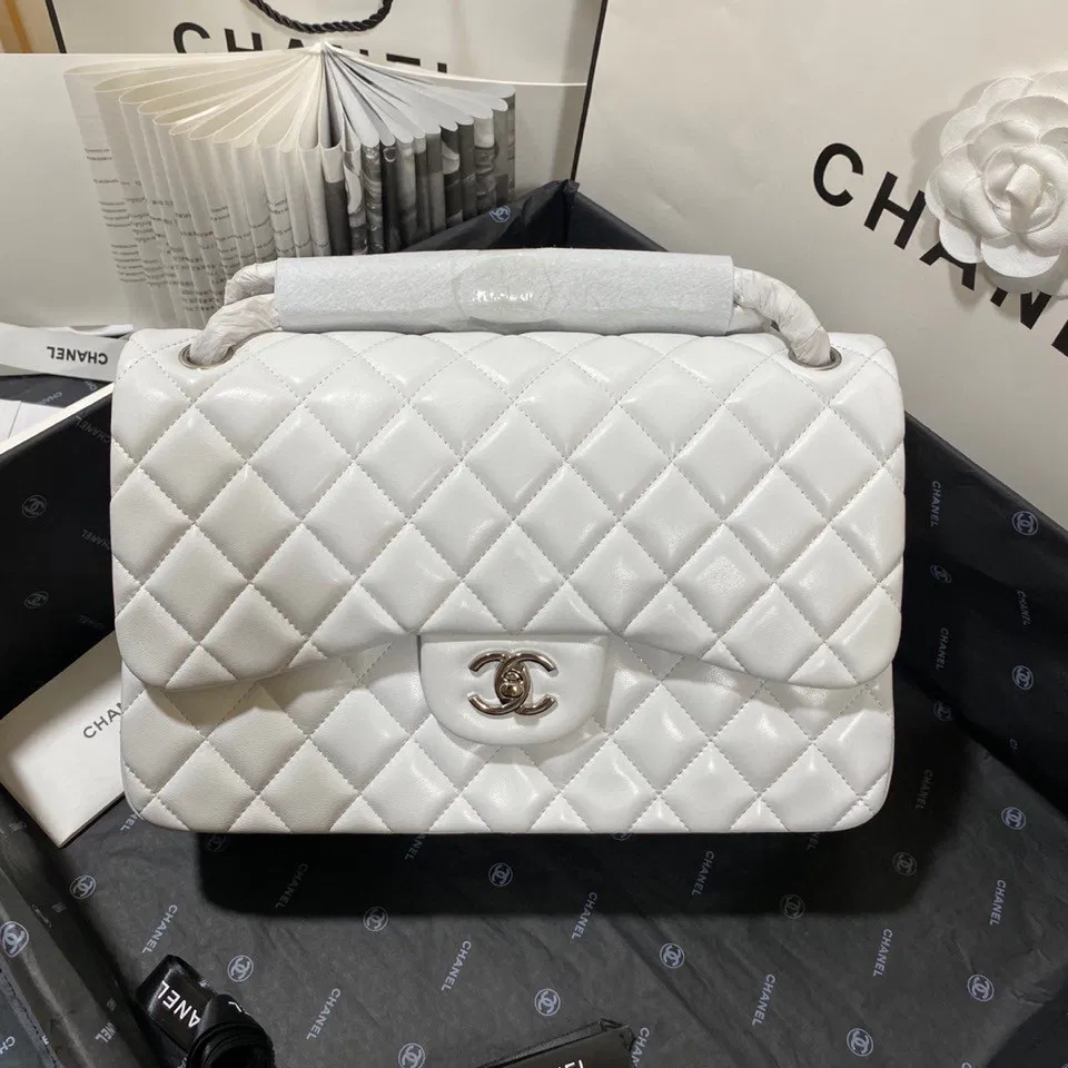 Chanel Flap Bag Large — image 3