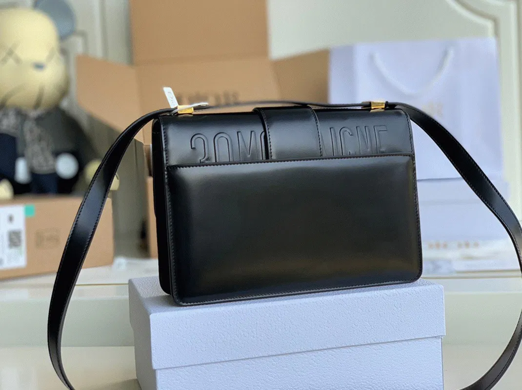 Dior 30 Montaigne Medium Bag in Black Box Calfskin — image 7