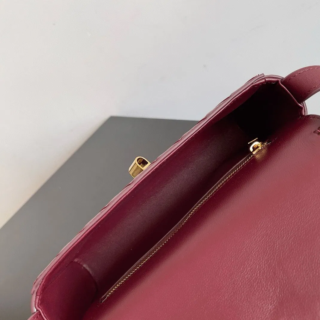 Bottega Veneta Mini Andiamo Cross-Body Bag Barolo — image 3