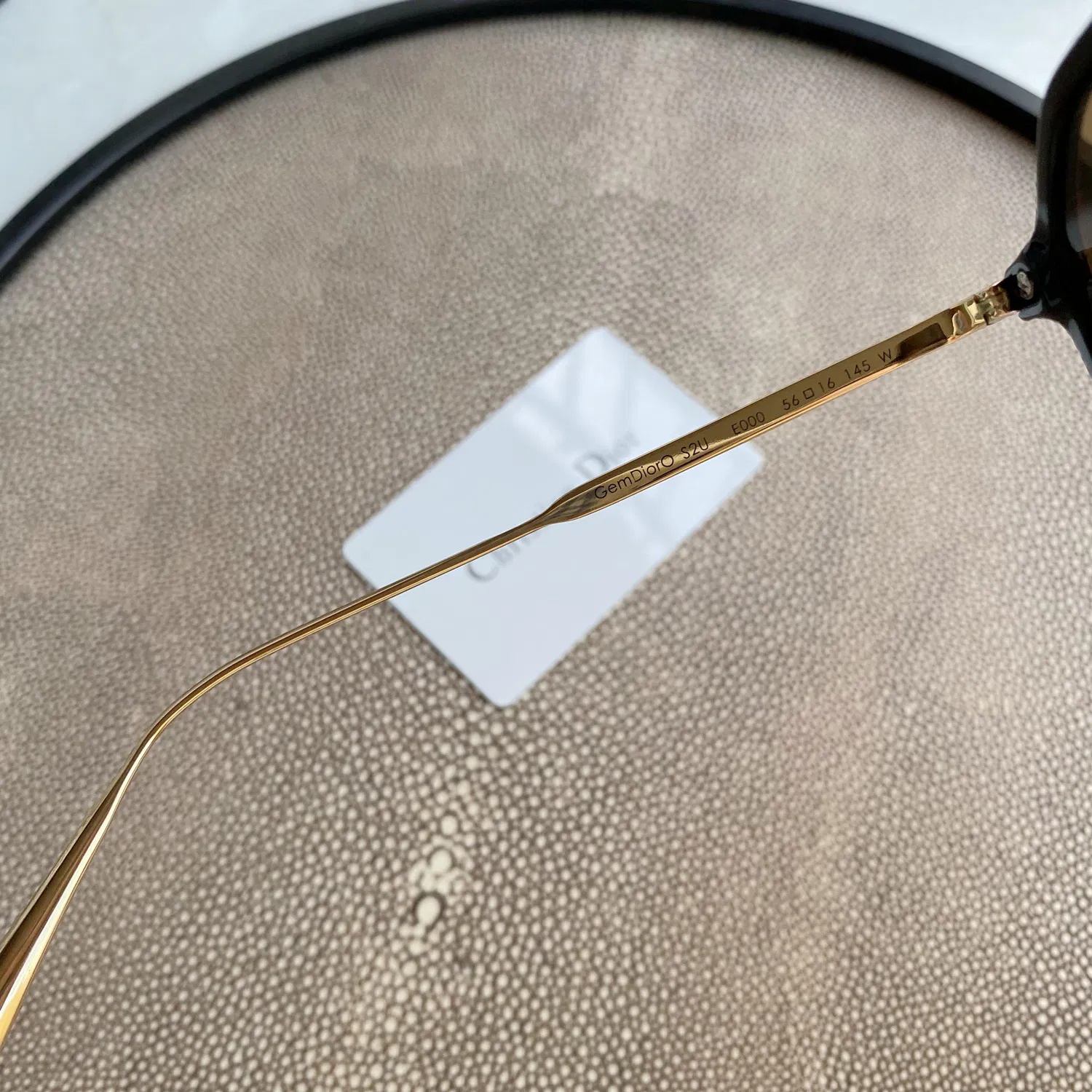 Round Sunglasses — image 2
