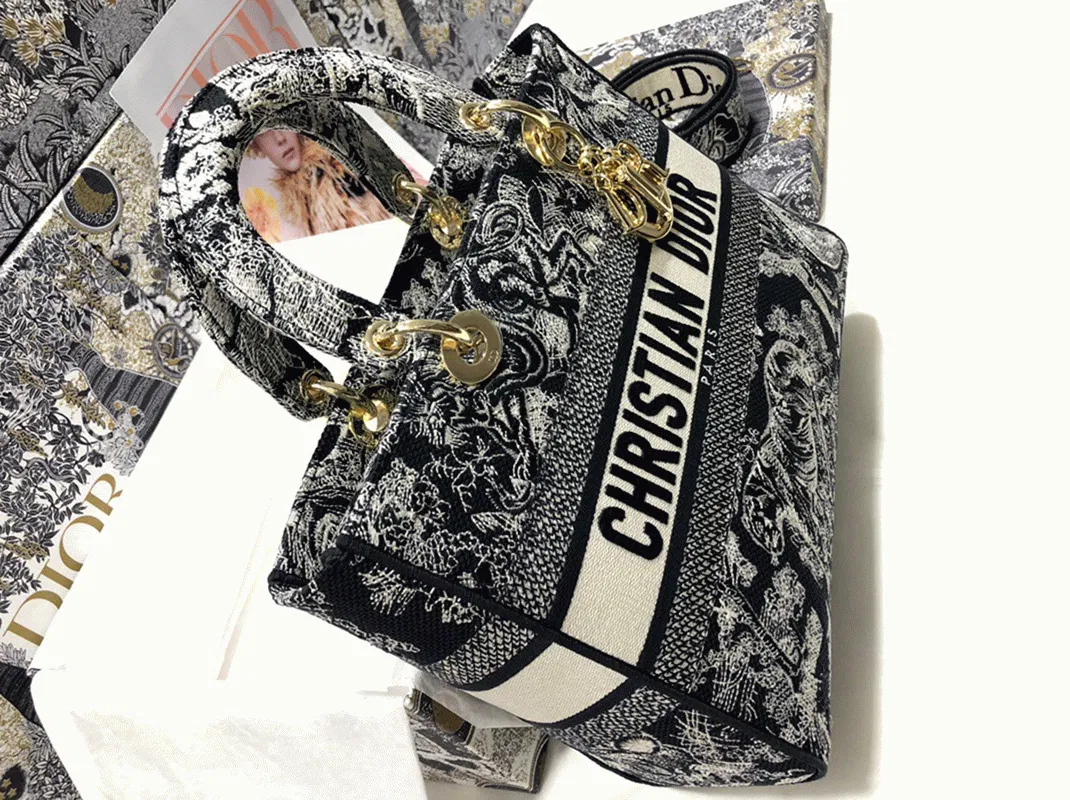 Dior Lady D-Lite Large Bag in Blue Toile de Jouy Reverse Embroidery — image 6