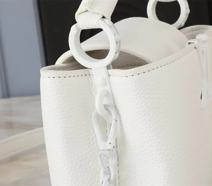Louis Vuitton Capucines East-West Mini Handbag In Optic White — image 7