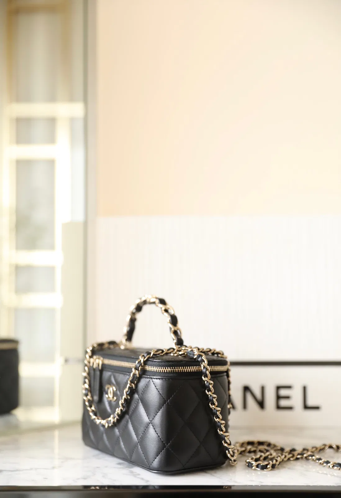 Chanel box — image 8