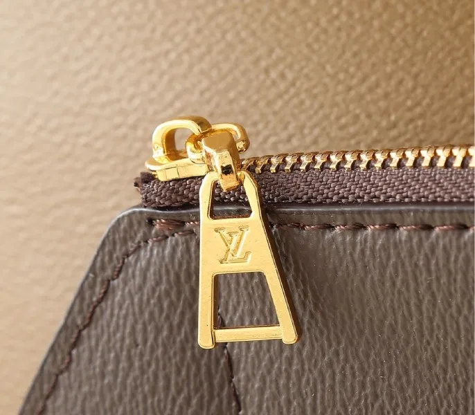 Monogram Reverse Canvas OnTheGo Voyage — image 7