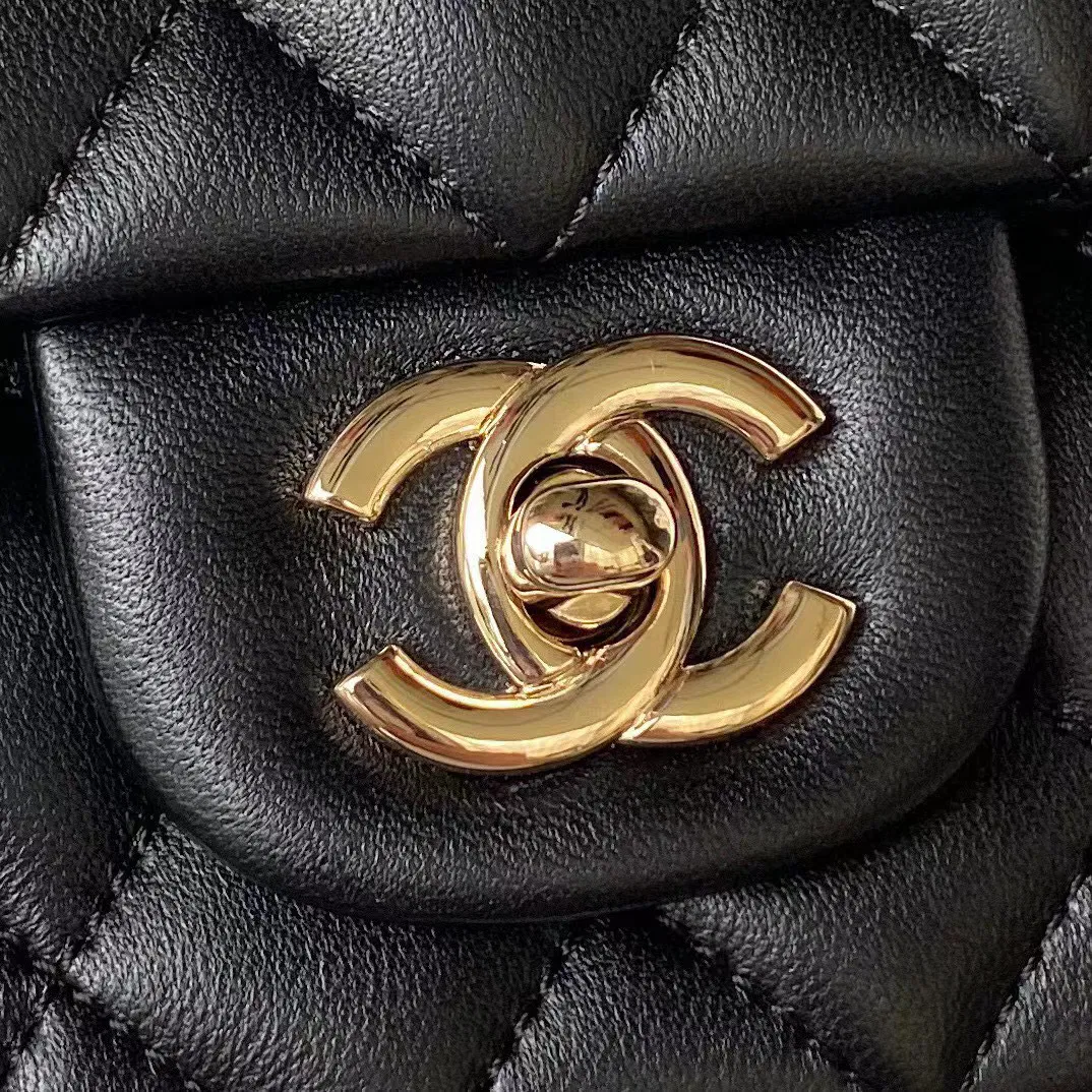 Chanel 23K MINI — image 3