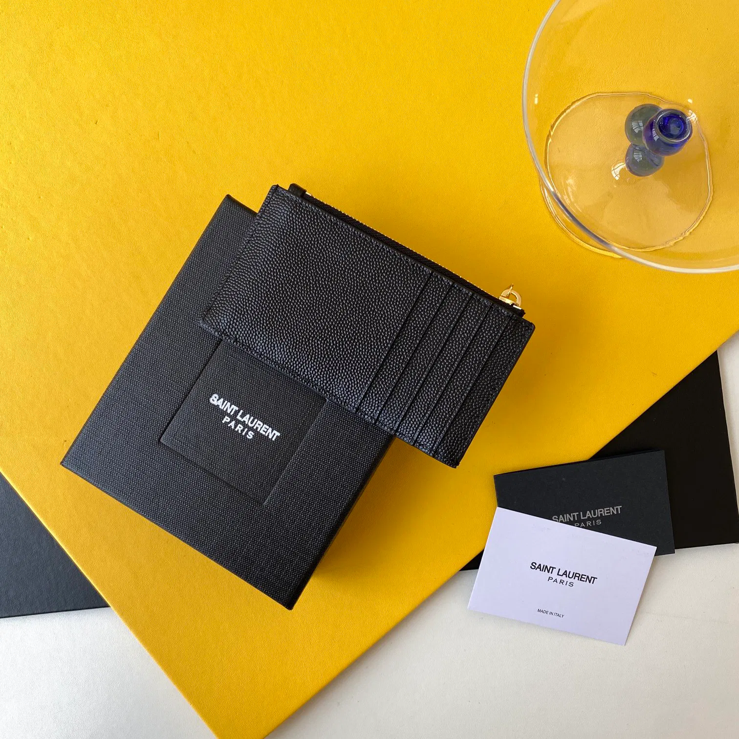 CASSANDRE MATELASSÉ ZIPPED FRAGMENTS CARD CASE IN GRAIN DE POUDRE EMBOSSED LEATHER — image 2