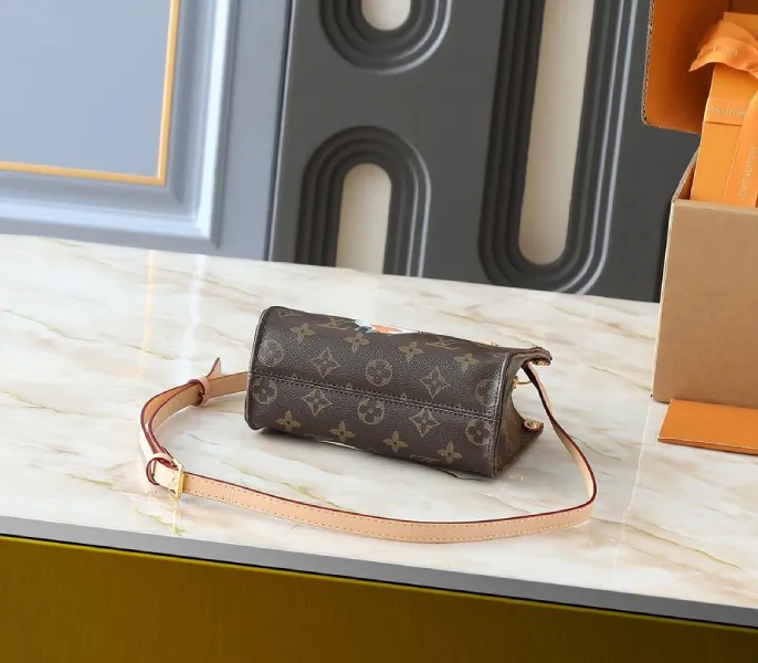 X TM Monogram Canvas OnTheGo BB With Bijou Edition — image 4