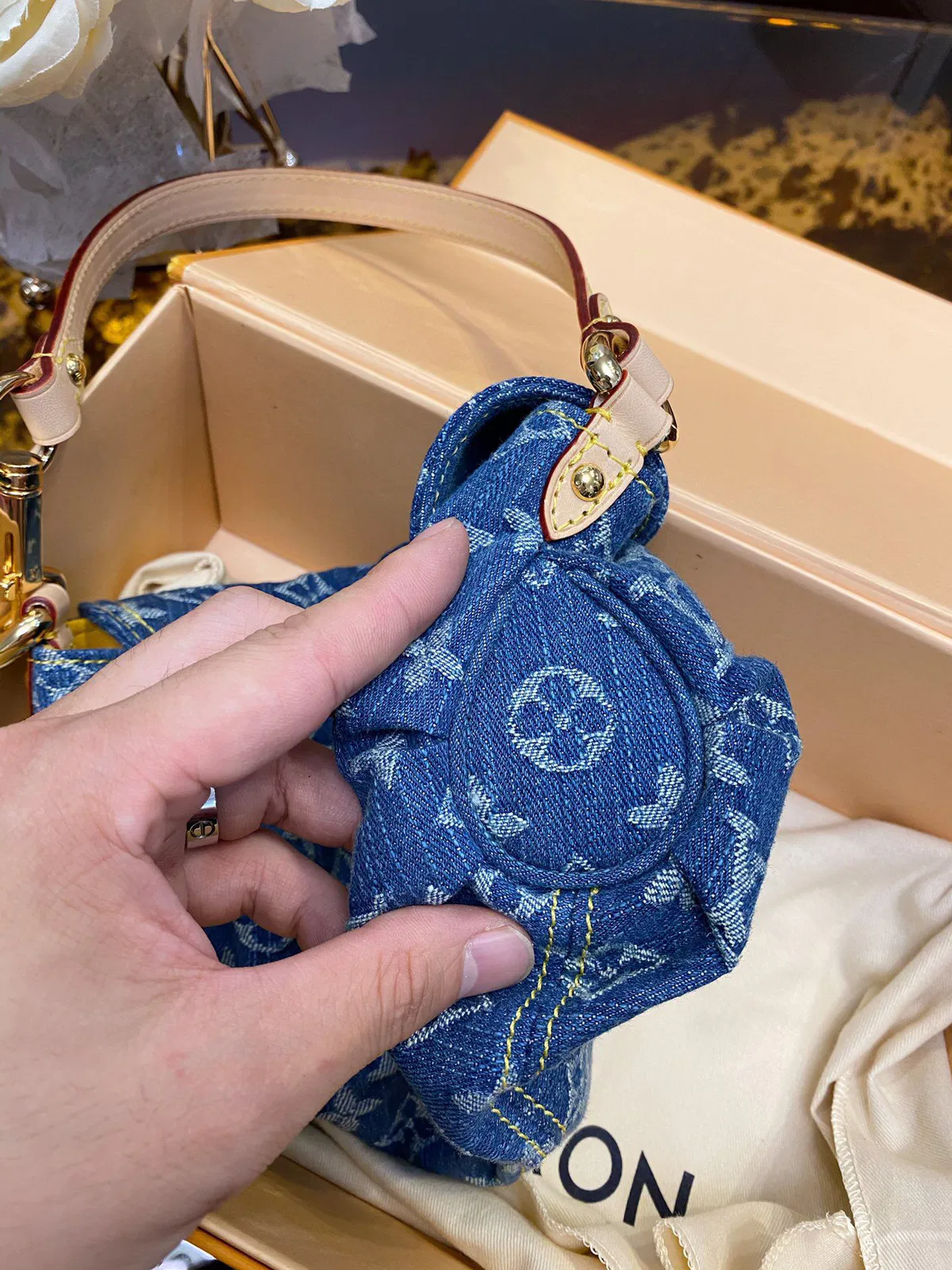 Louis Vuitton Santa Clara Valley Fair — image 8