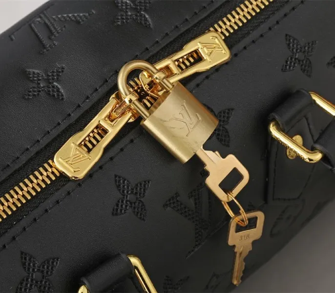 Louis Vuitton Other Leathers Speedy Bandouliere 20 Handbag In Black — image 5