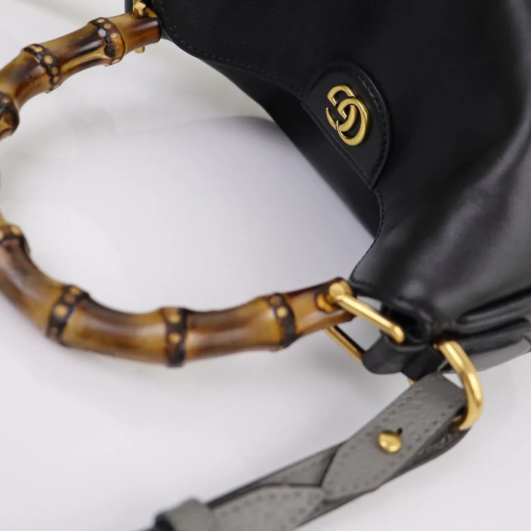 GUCCI DIANA SMALL SHOULDER BAG — image 4