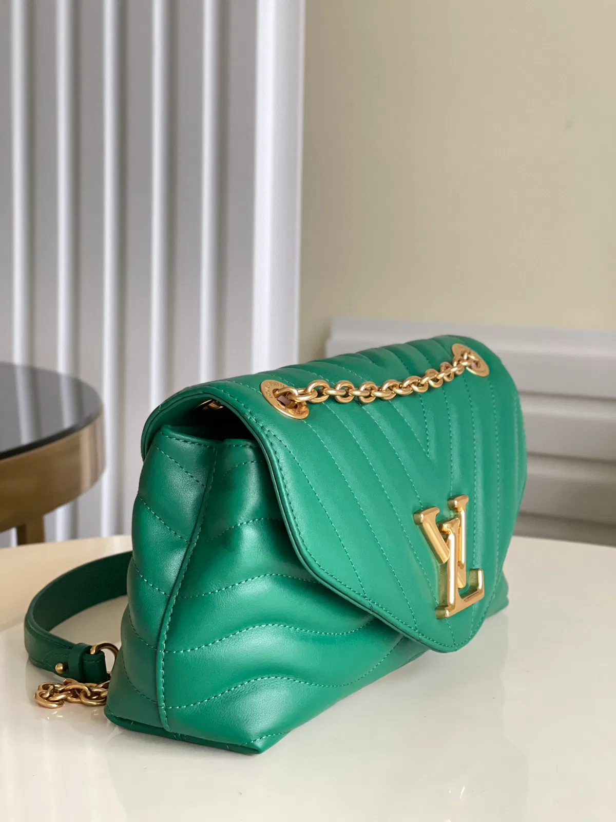 LV NEW WAVE CHAIN BAG — image 3