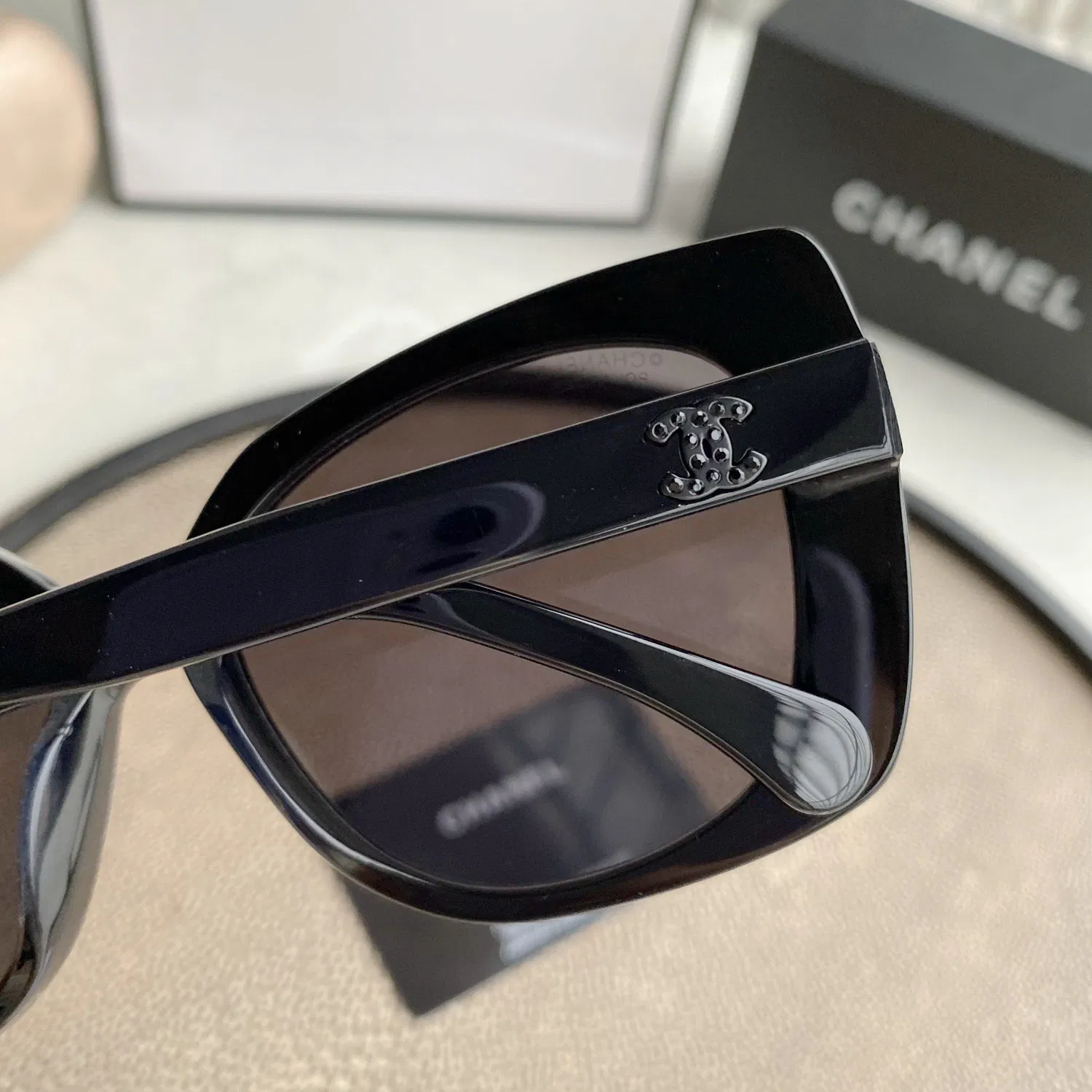 CHANEL Sunglasses — image 3