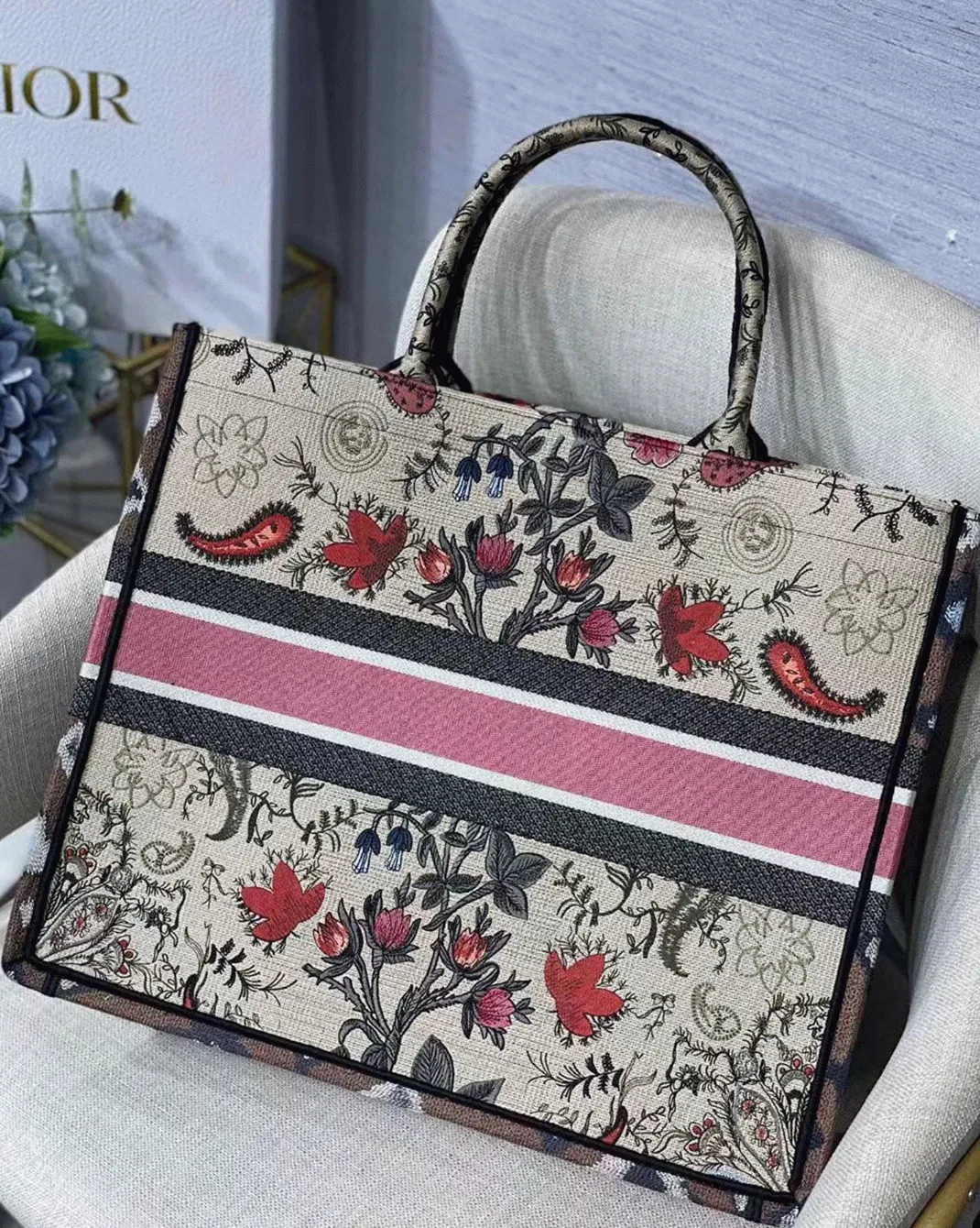 Dior Large Book Tote Bag in Multicolor Dior Flowers Embroidery — image 5
