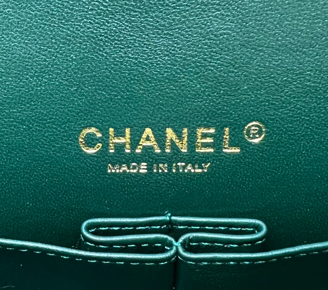 CLASSIC FLAP BAG — image 4