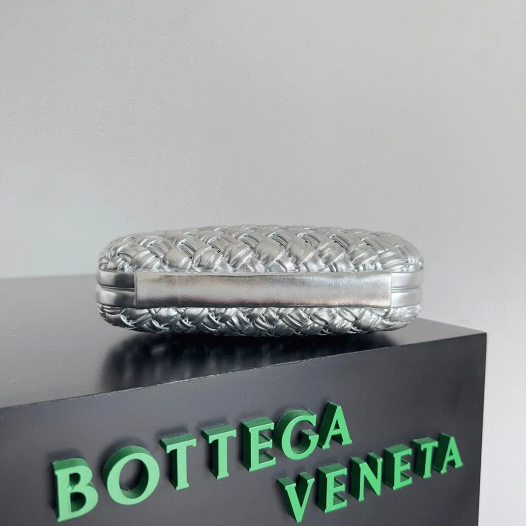 Fake Bottega Veneta Knot Minaudiere Clutch Silver Intreccio — image 3