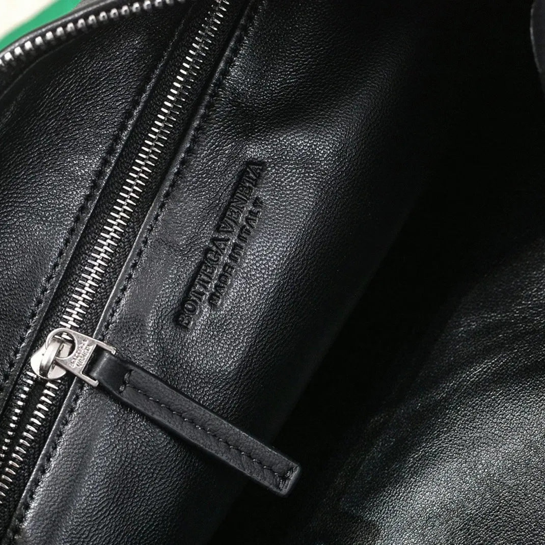 Bottega Veneta BV Jodie Teen Bag Black — image 7