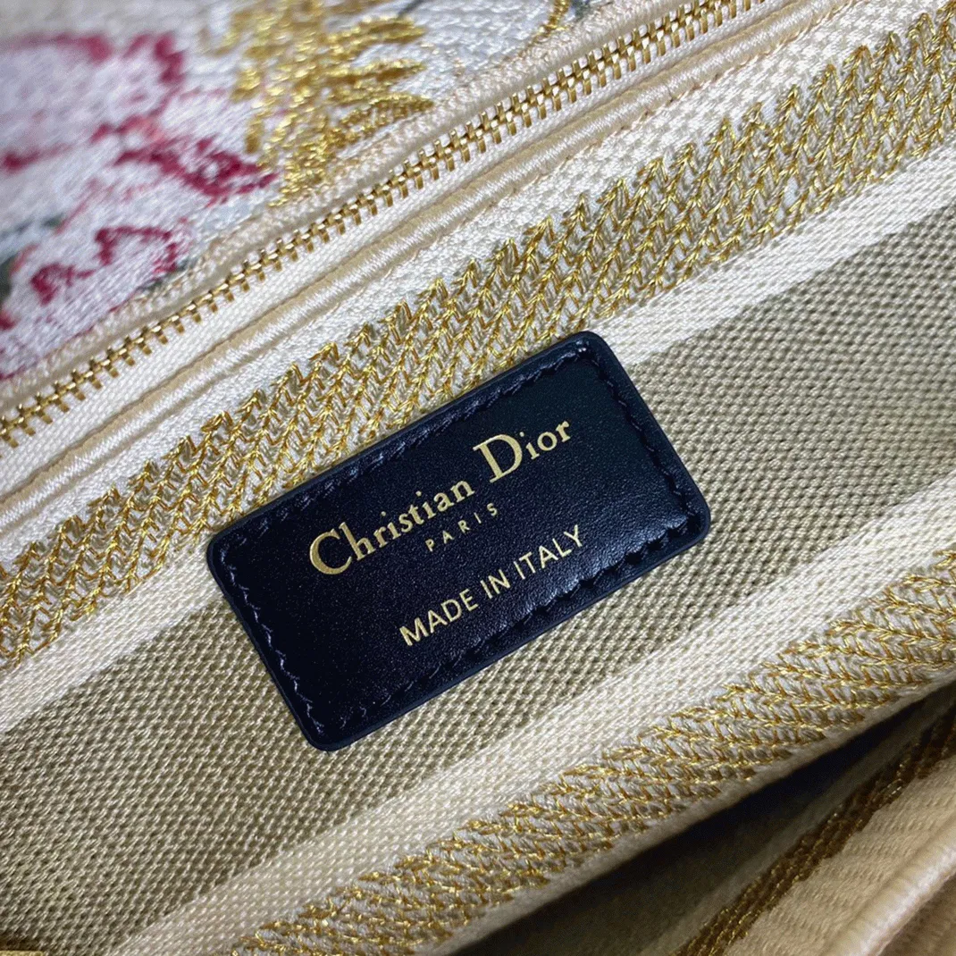 Dior Lady D-Lite Medium Bag in Hibiscus Metallic Thread Embroidery — image 4