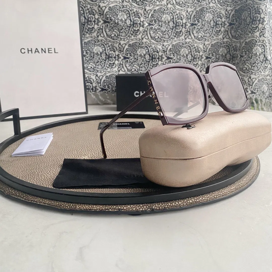Vintage chanel sunglasses — image 8