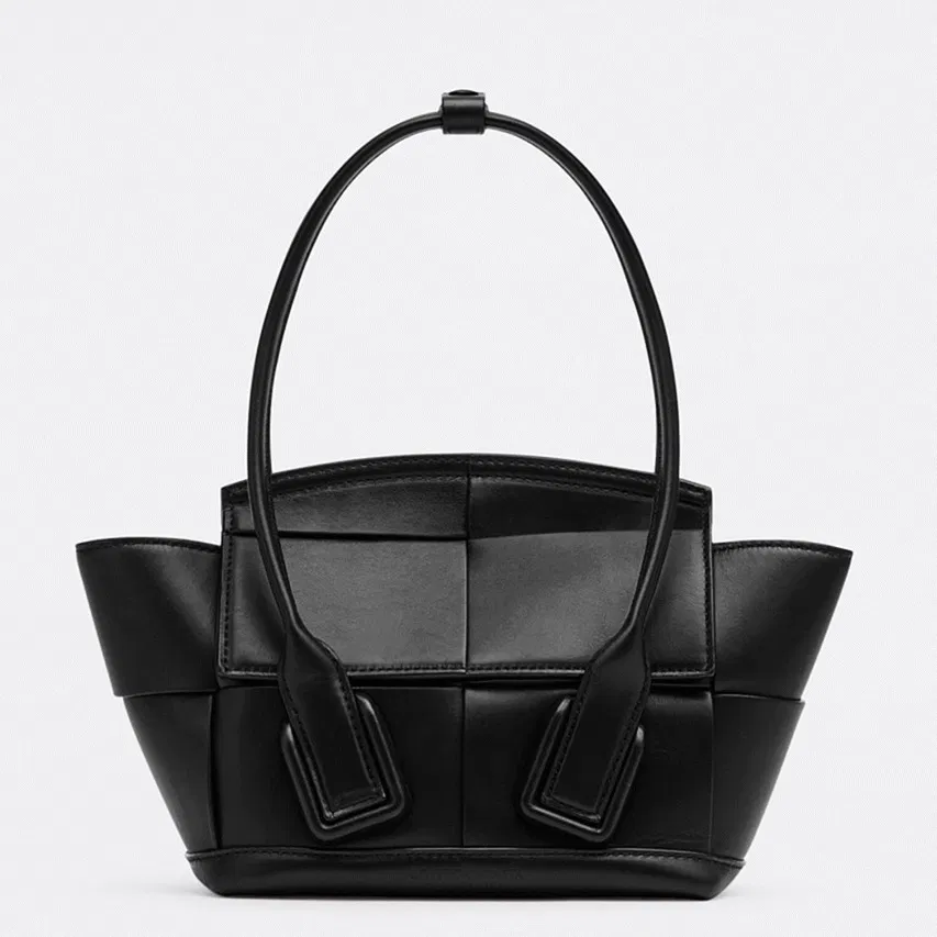 Top Quality Bottega Veneta Arco Mini Bag In Black
