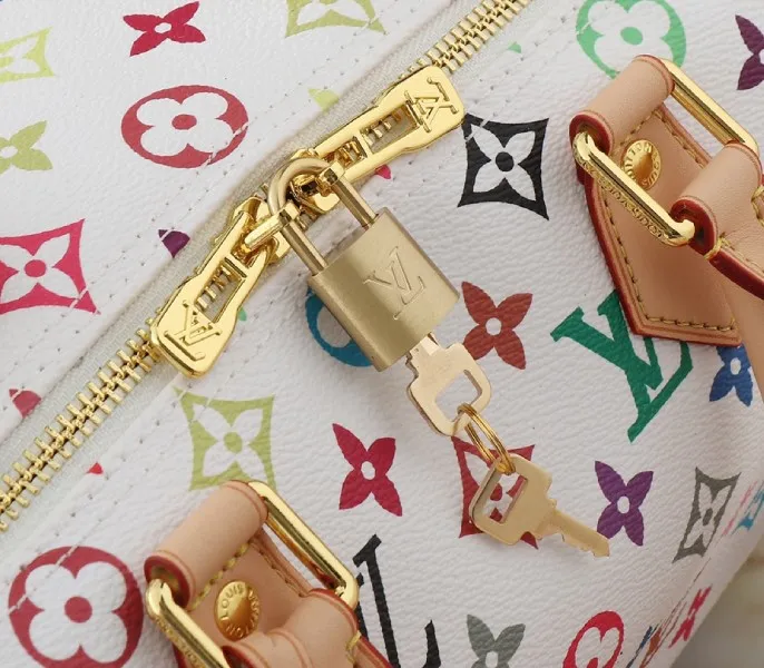 X TM Multicolored Speedy Bandouliere 25 In White — image 6