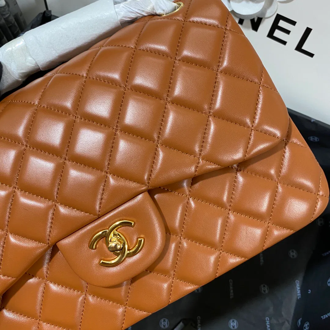 Chanel Flap Bag Large — image 4