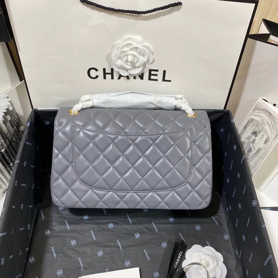 Chanel Flap Bag Large — image 2