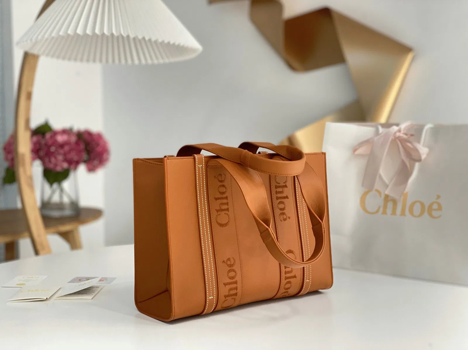 Top Quality Chloe Woody Medium Tote Bag In Brown Calfskin — image 5