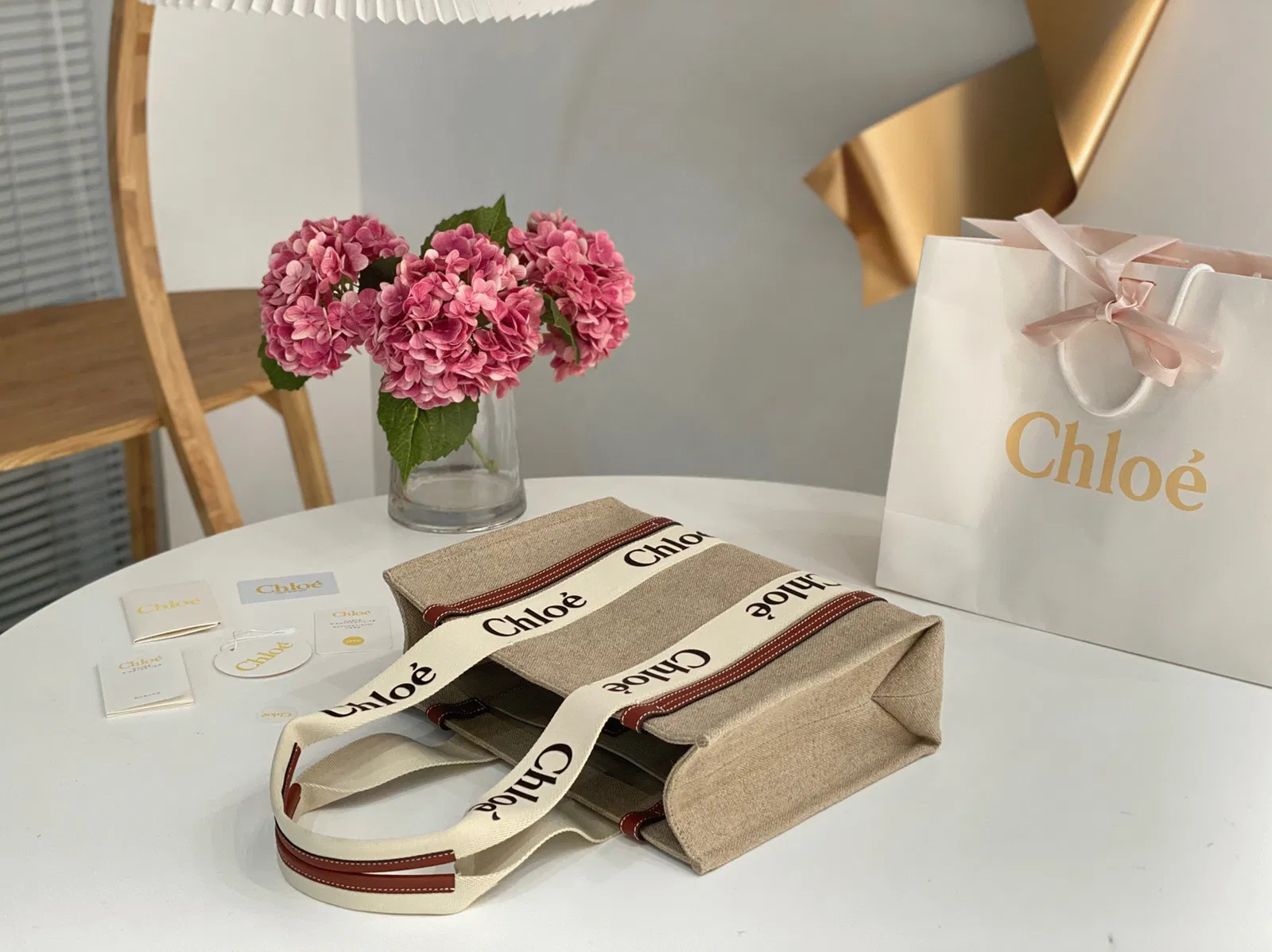 Top Quality Knockoff Chloe Woody Medium Tote Bag in Linen Canvas with Brown Leather — image 7