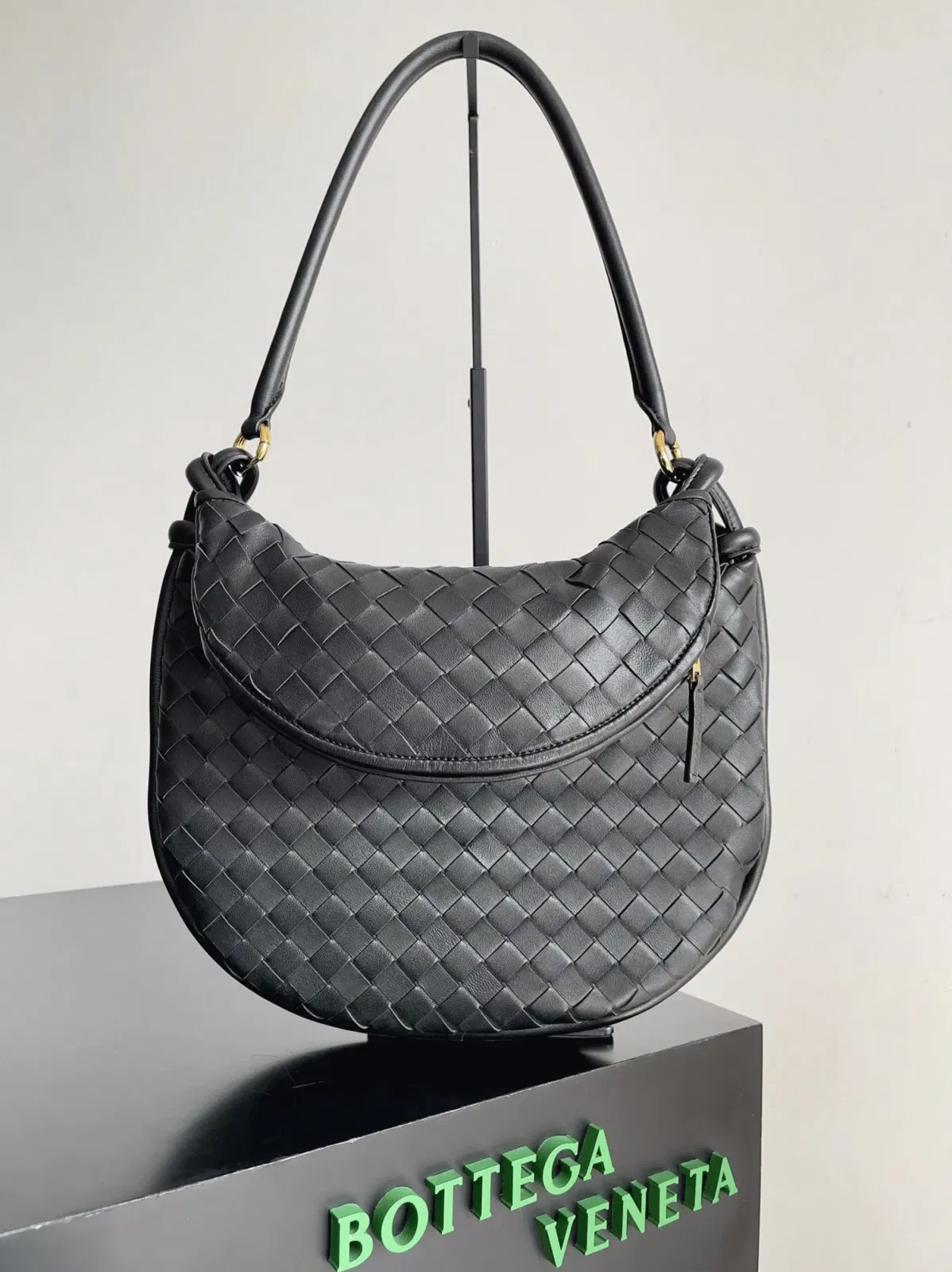 Bottega Veneta Gemelli Medium Bag Black — image 9
