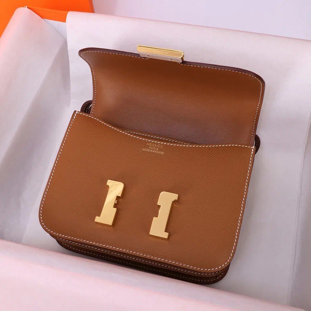 Hermes Constance 18 — image 6