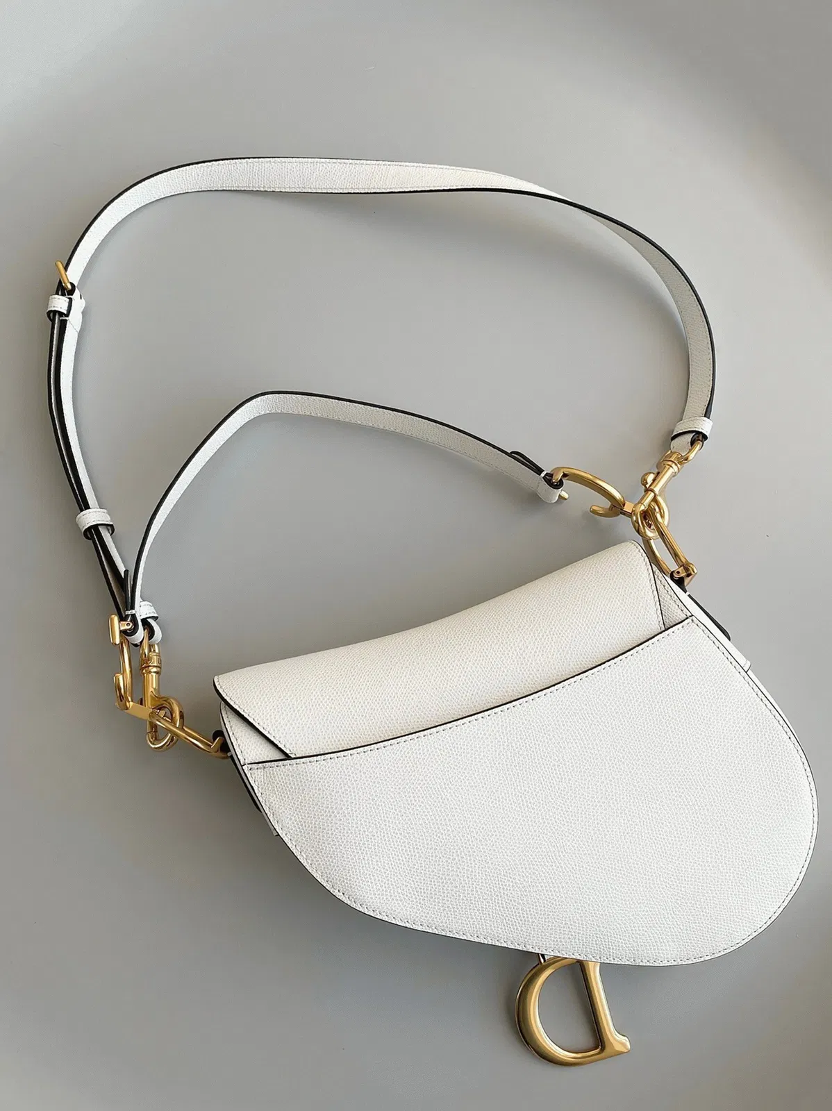 Dior Saddle Bag with Strap in White Grained Calfskin — image 4