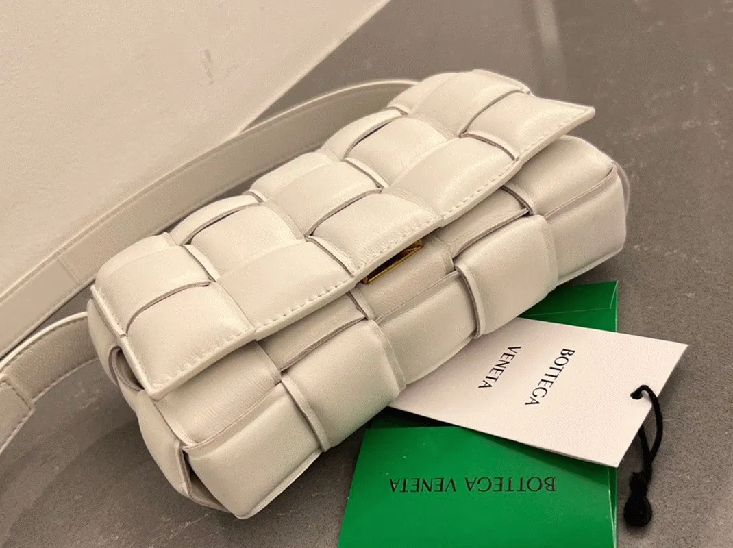 Bottega Veneta Small Padded Cassette Bag White — image 2