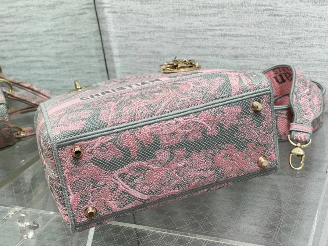 Dior Lady D-Lite Medium Bag Knockoff in Grey and Pink Toile de Jouy Reverse Embroidery — image 4