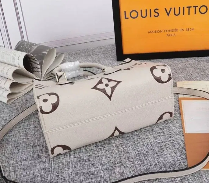 Louis Vuitton Bicolor Monogram Empreinte Leather Onthego PM Bag In Cream And Bois De Rose Pink — image 4