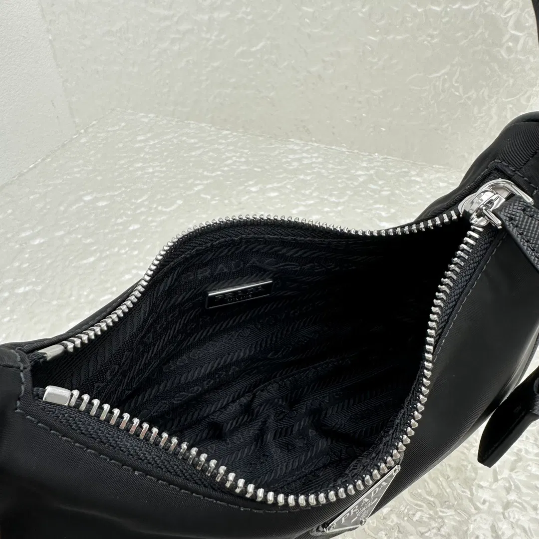 Prad𝚊 nylon Hobo — image 2