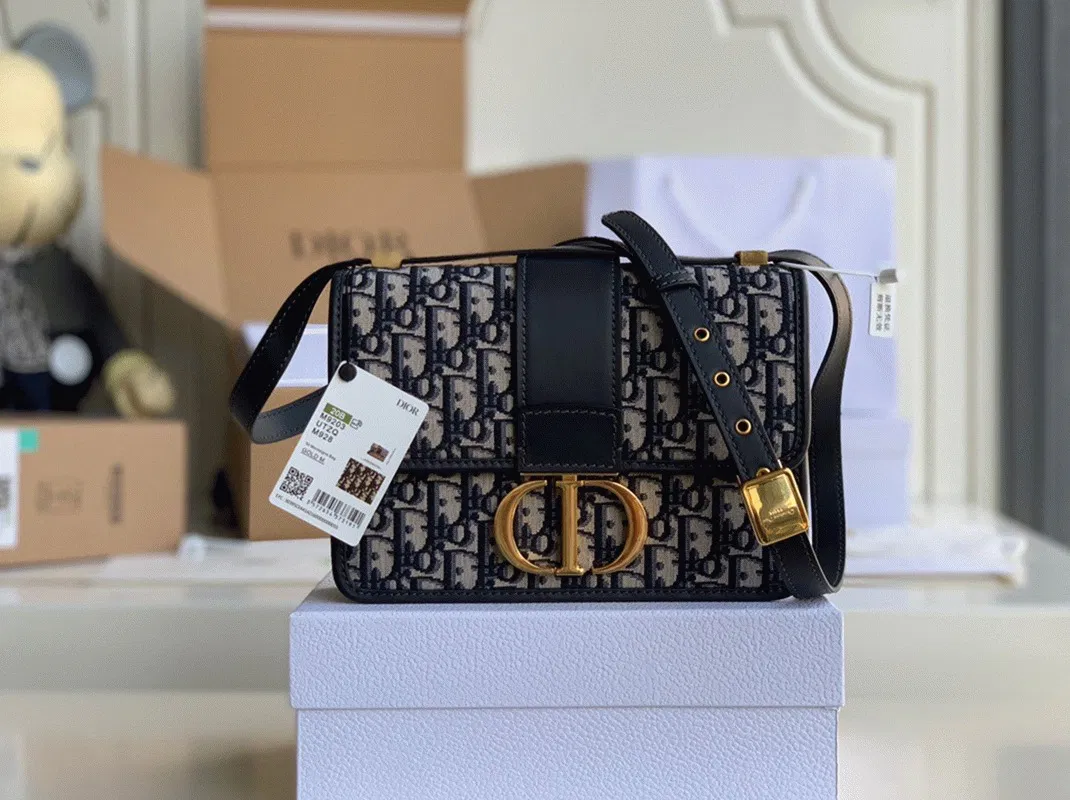Dior 30 Montaigne Medium Bag in Blue Dior Oblique Jacquard — image 7
