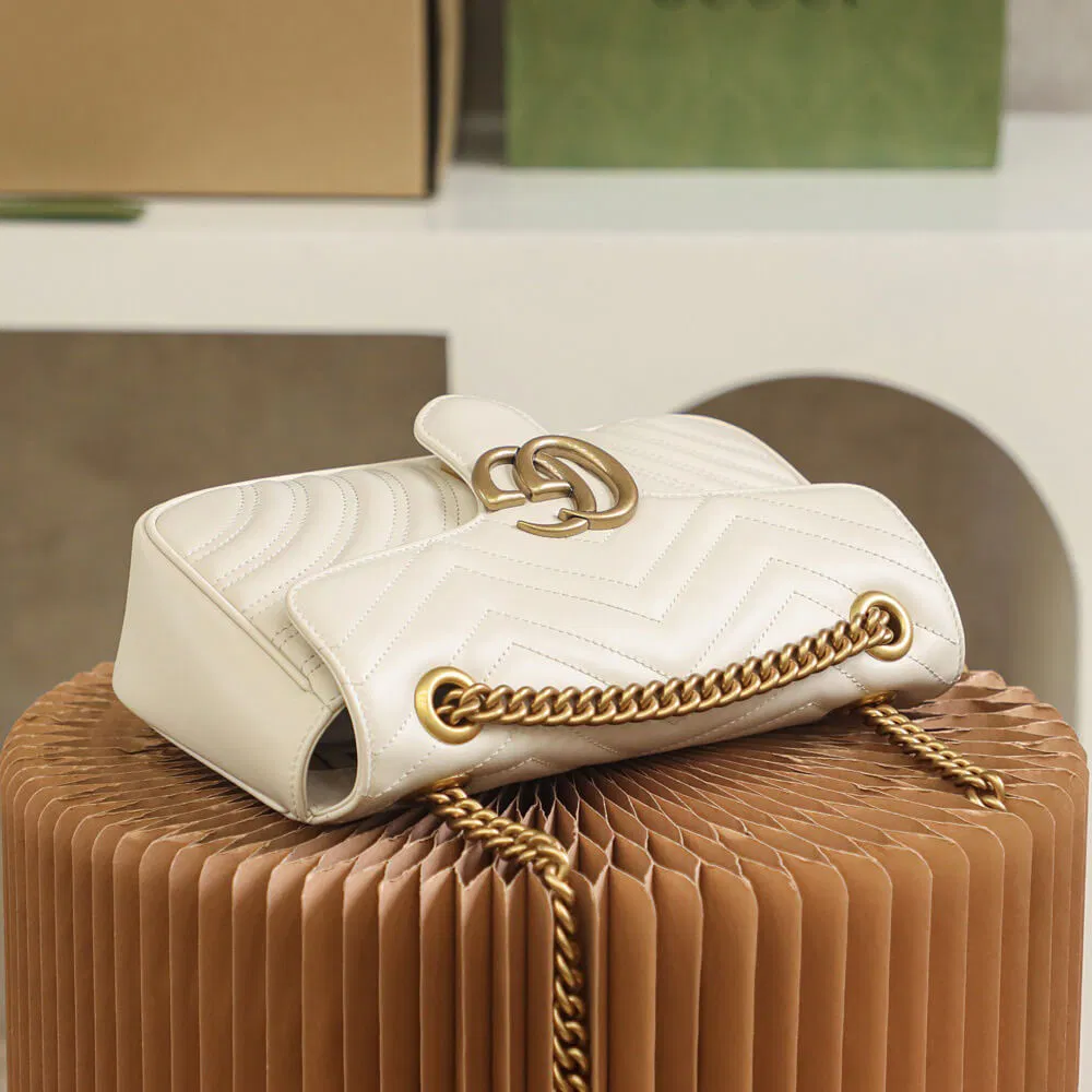 GG Marmont small matelasse shoulder bag — image 4