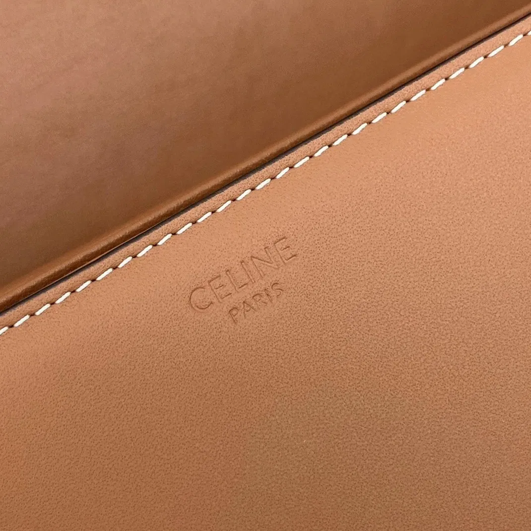 Top Quality Celine Triomphe Medium Bag In Brown — image 8