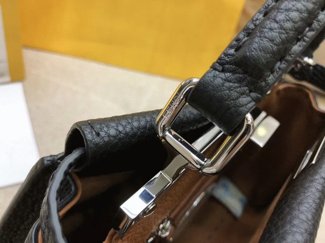 Top Quality Fendi Peekaboo Mini Selleria Bag In Black Romano Leather — image 6