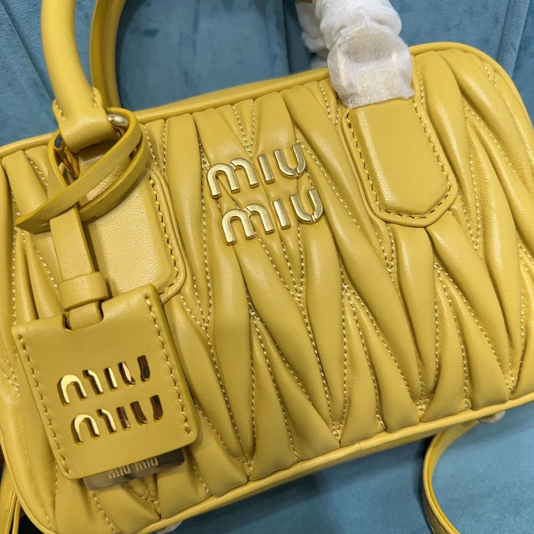 Matelassé Soft bag — image 8