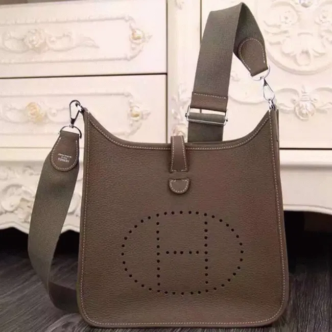 Etain Evelyne III PM Bag AAA Hermes Classic Color Tote