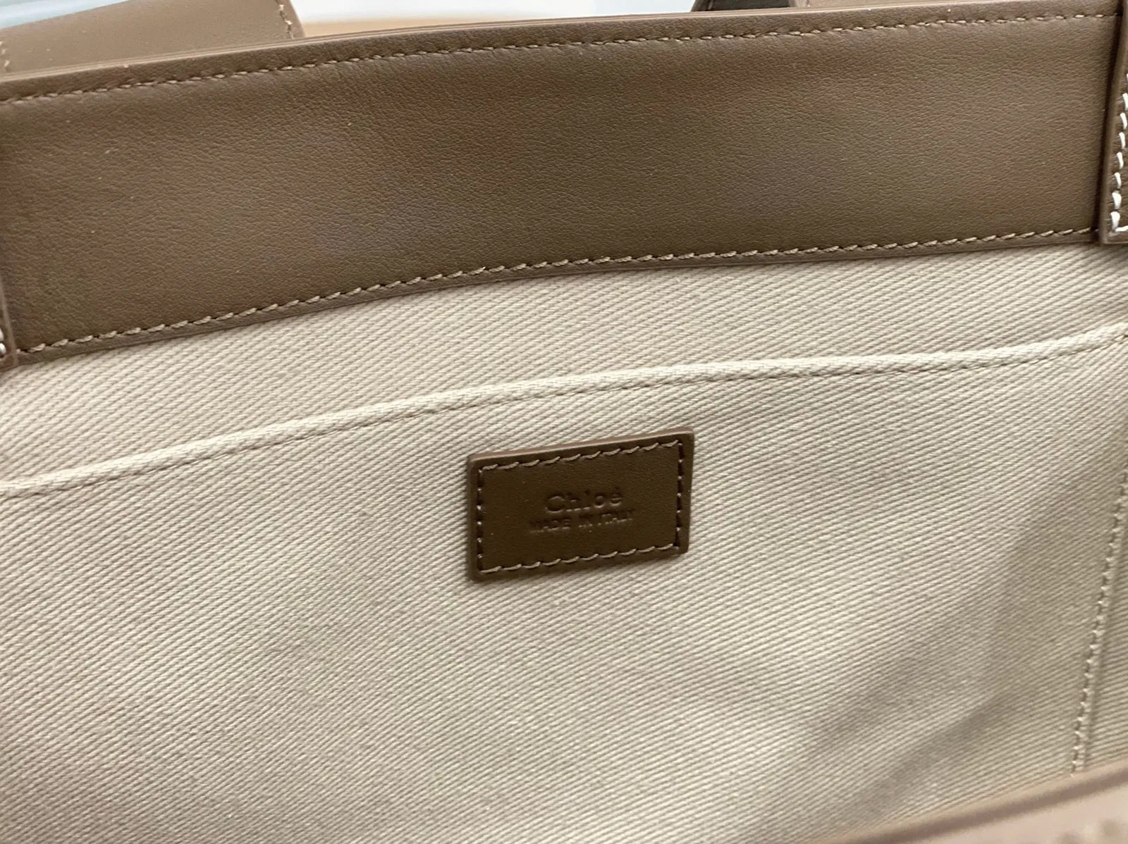 Top Quality Chloe Woody Medium Tote Bag In Army Green Calfskin — image 5