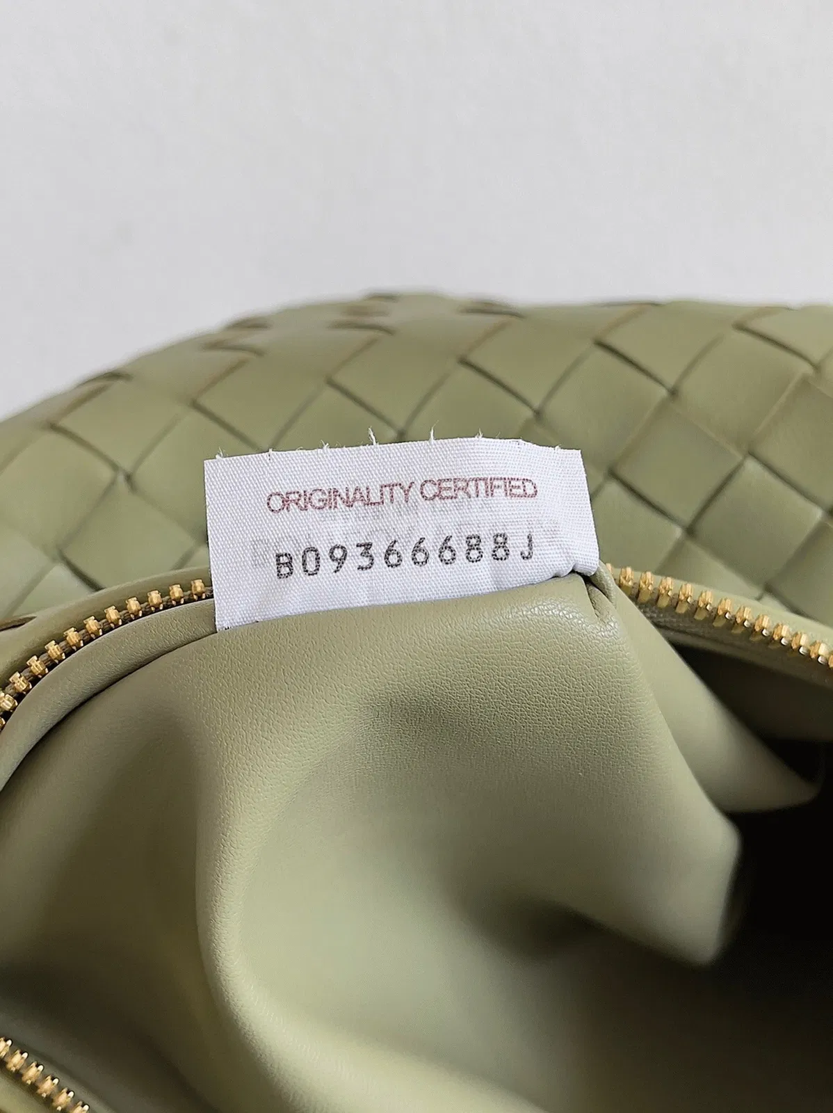 Knockoff Bottega Veneta BV Jodie Teen Bag Travertine — image 8