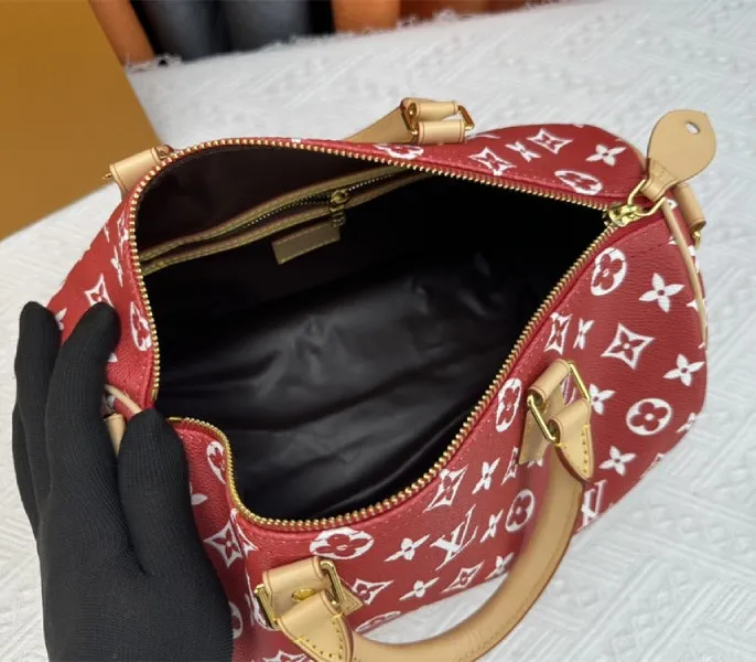 Louis Vuitton Speedy P9 Bandouliere 30 Bag In Red — image 6