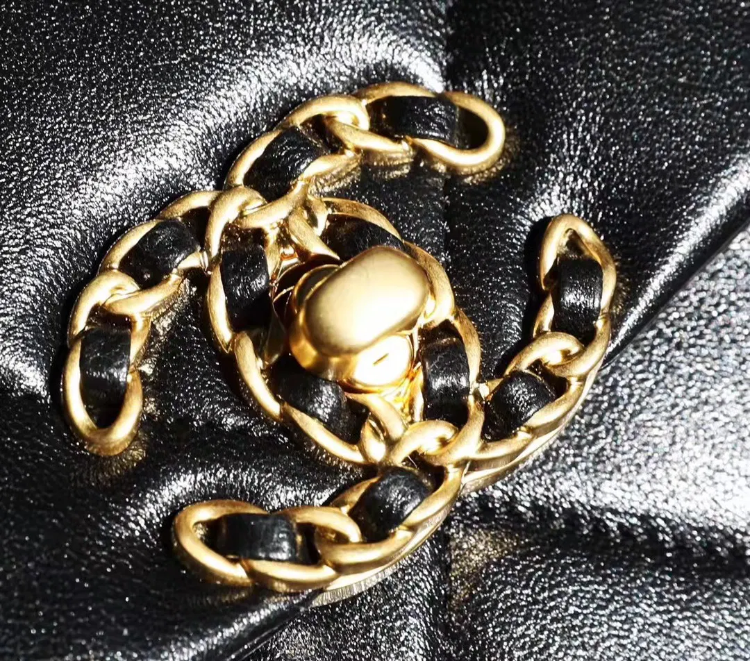 CHANEL 19 LARGE HANDBAG — image 8