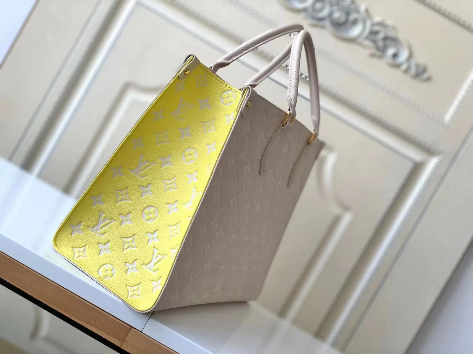 Louis Vuitton OnTheGo MM — image 3
